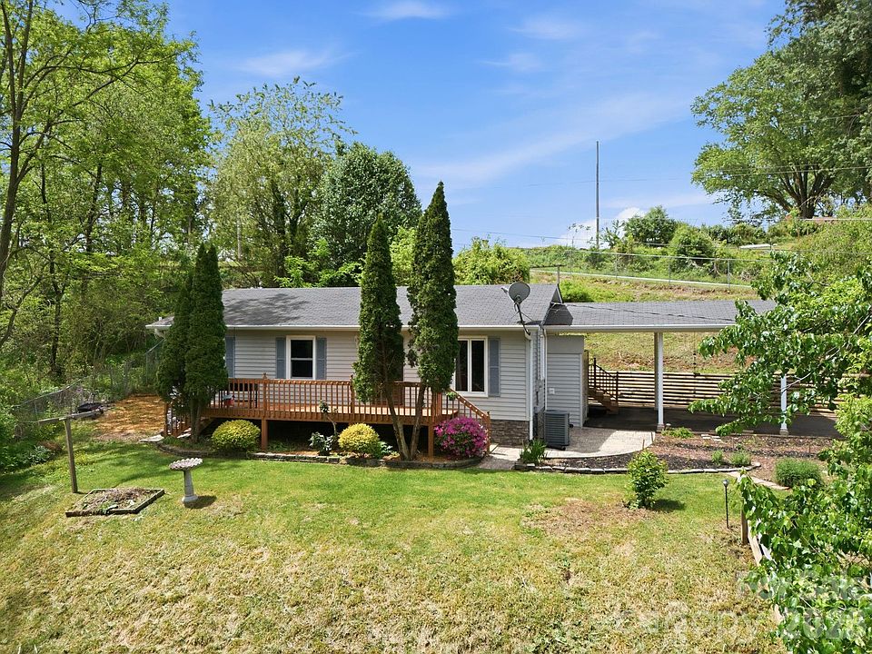 1st image of 959 Oakmont Dr