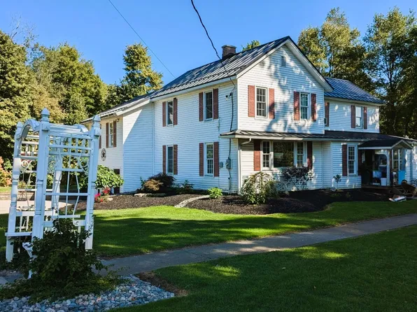 12548 Fauncetown Rd, Townville, PA 16360