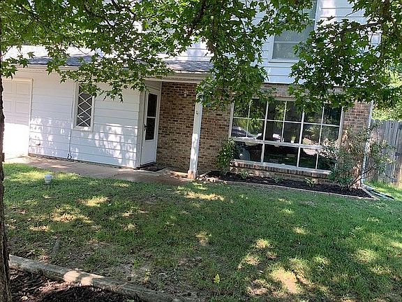 2nd image of 307 S Plover Dr
