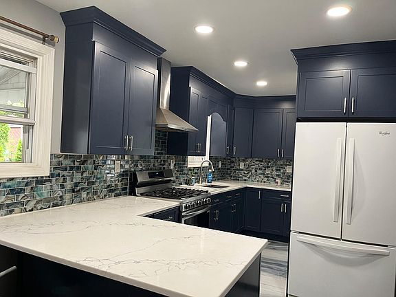 2nd image of 520 5th Ave #1