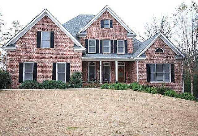 1st image of 2914 Loch Lomond Dr