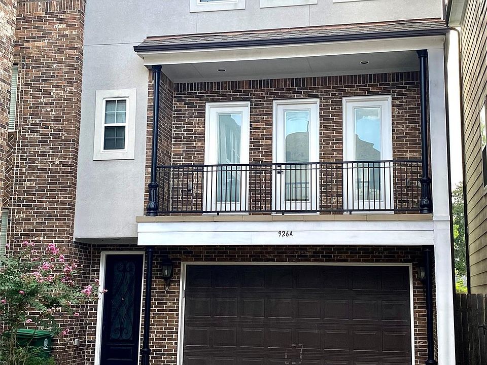 1st image of 926 W 20th St #A