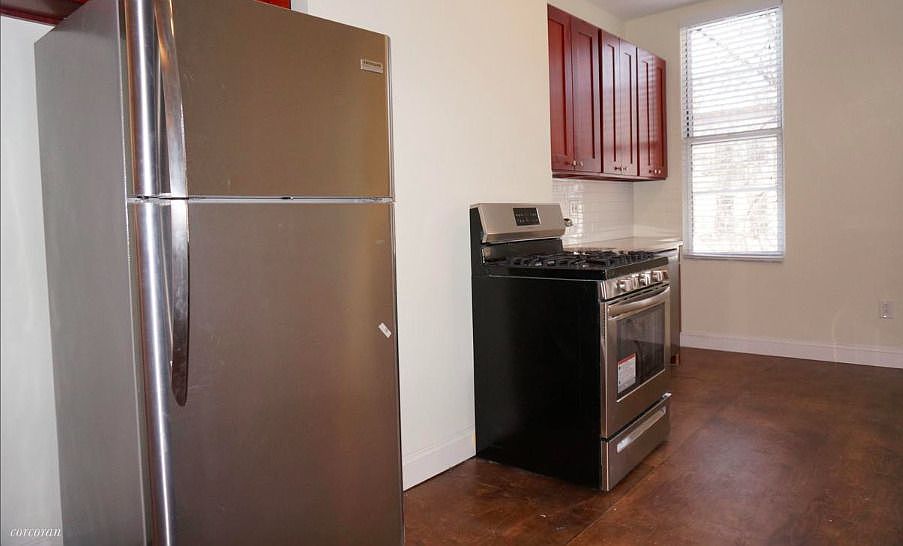 1st image of 373 Menahan St APT 2R