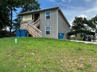 709 S Holden St #B, Warrensburg, MO 64093