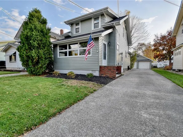 316 Chestnut St, Fairport Harbor, OH 44077