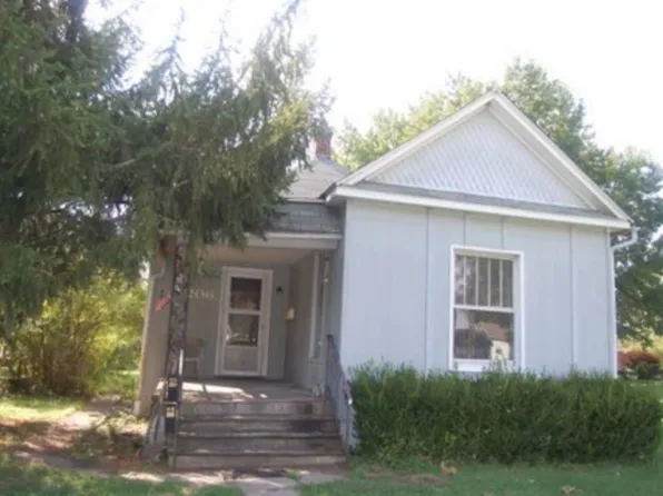 206 S Kentucky St, Benld, IL 62009