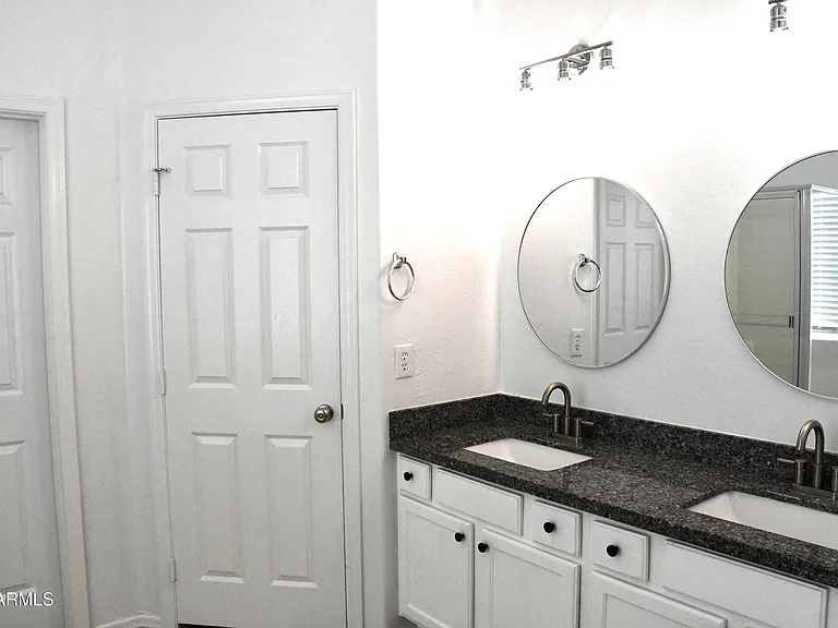 8787 W Gardenia Ave — Photo 20