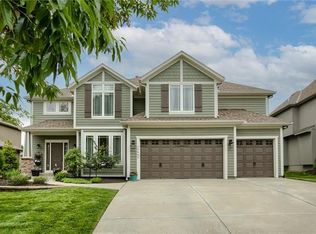 15402 W 165th St, Olathe, KS 66062