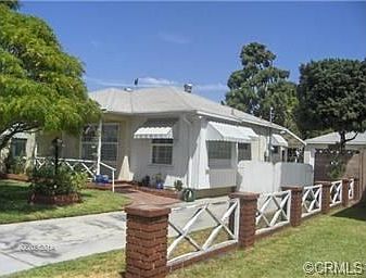 3rd image of 8630 Danby Ave