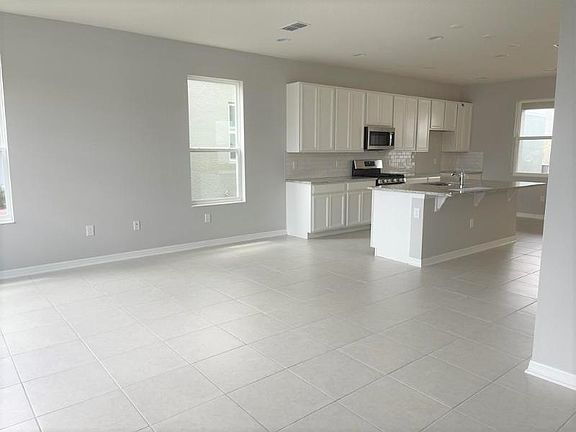3rd image of 12784 Brodlove Ln