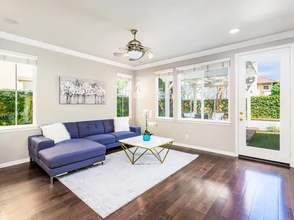 5 La Canada, Irvine, CA 92602