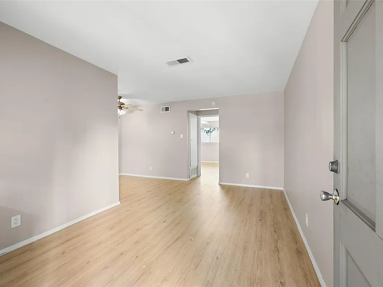 2012 Brun St #E — Photo 1