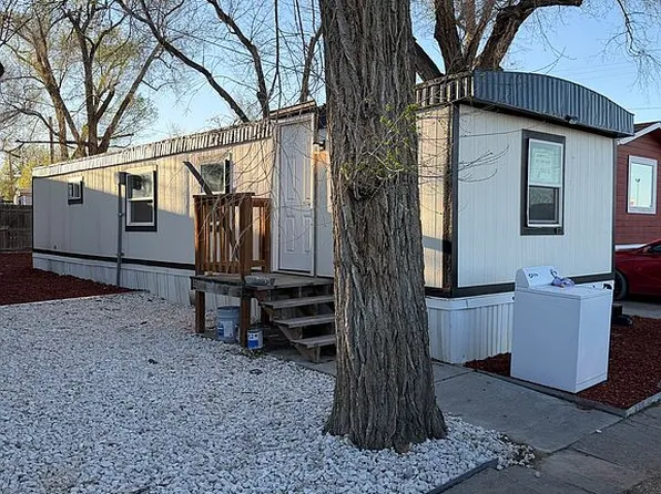 3221 N Elizabeth St, Pueblo, CO 81008