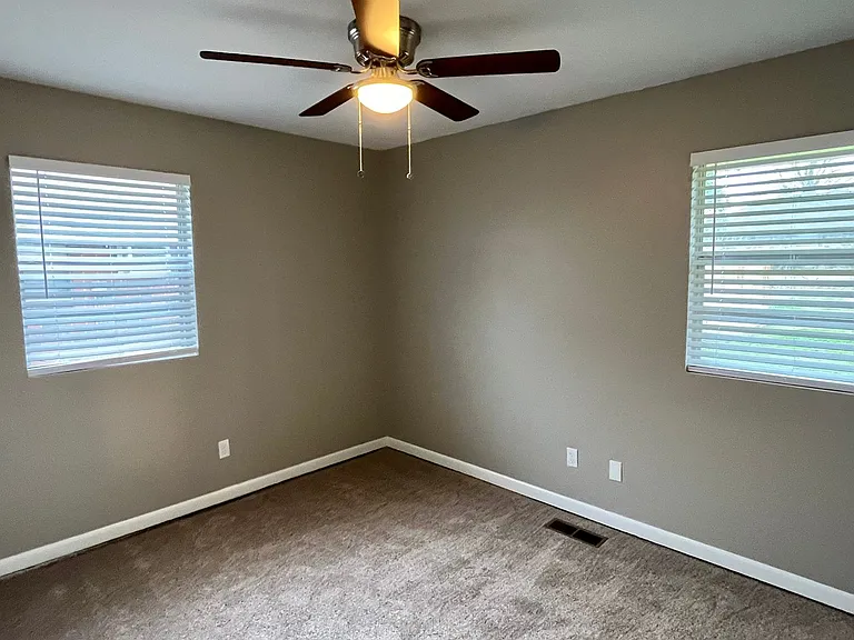 204 Ridgecrest Rd — Photo 14