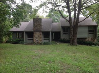 395 Deerfield Ln, Decatur, TN 37322