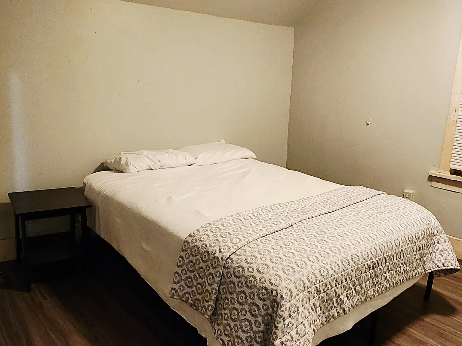 2 bed, 750 sqft, $1,500 — Photo 1