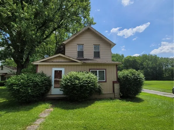 145 North Rd, Niles, OH 44446