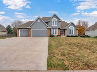 3940 SW Marion Ln, Topeka, KS 66610