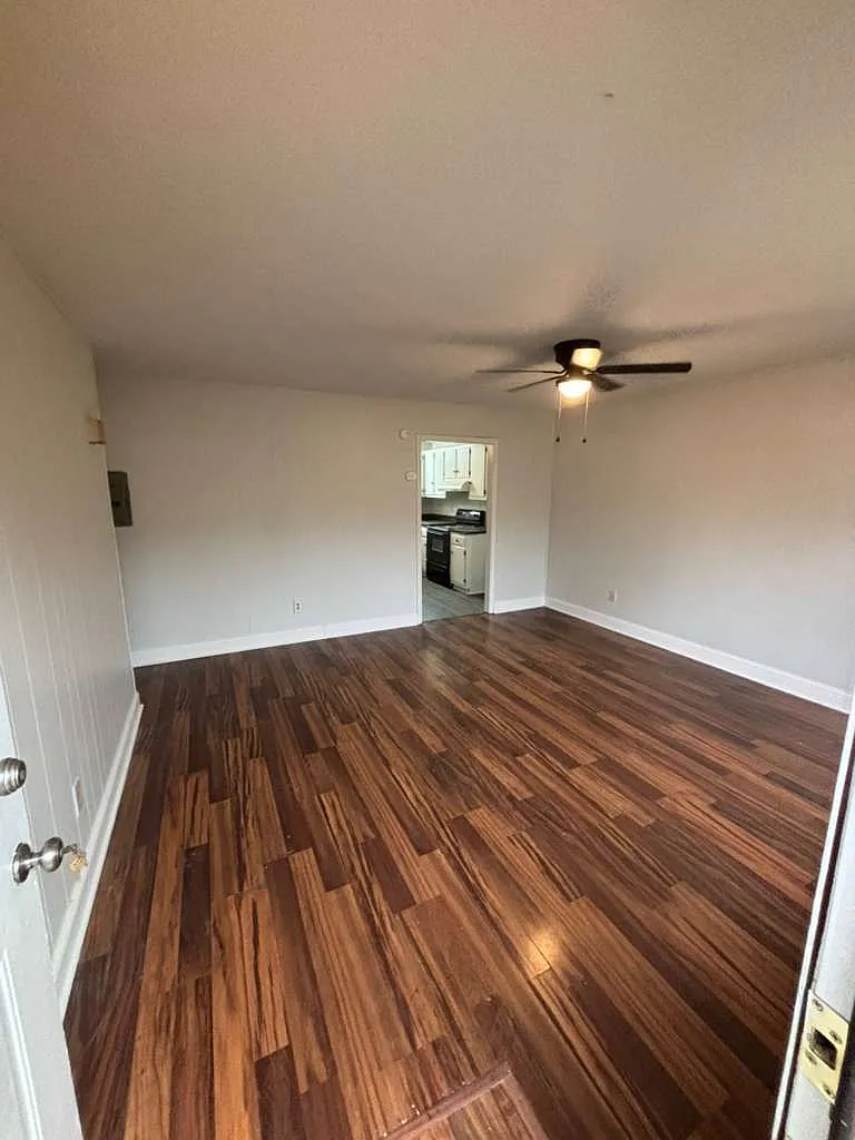 808 Culbreth Avenue - Unit... — Photo 3