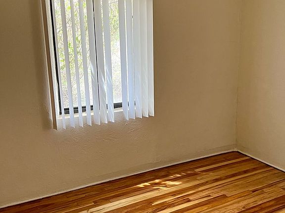 3rd image of 3512 Thaxton Ave SE #3514