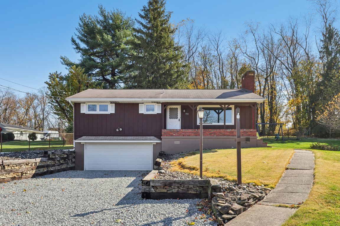 Northeast Dr-S0611-001