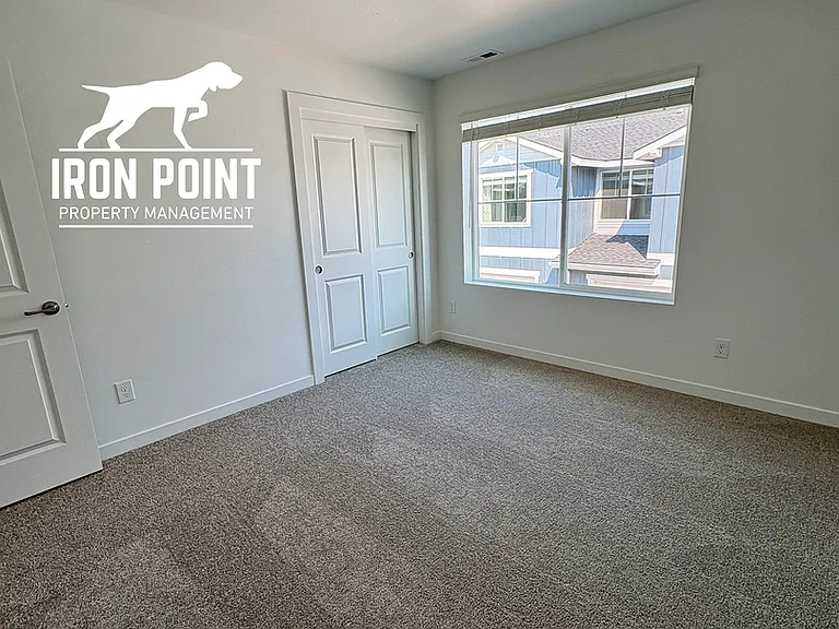 4237 W Flint Dr — Photo 35