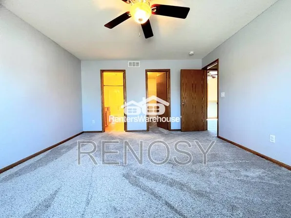 330 NE Cardinal Ln, Waukee, IA 50263
