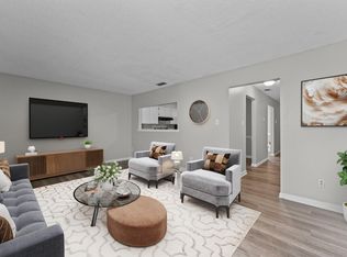 704 Goose Creek Ct, Virginia Beach, VA 23462