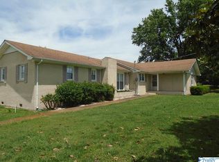 7816 N Old Railroad Bed Rd, Ardmore, AL 35739