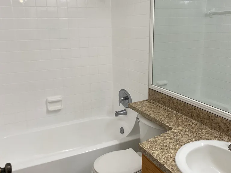 308 S Gomez Ave #C — Photo 25