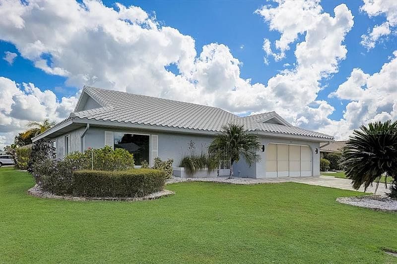 702 Elkhorn Rd, Sun City Center, FL 33573 MLS A4547663 Zillow