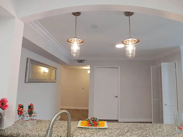 Villa De Adel Apts — Photo 169