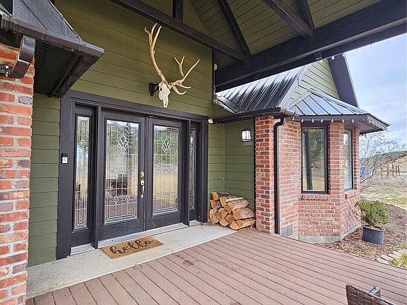 3rd image of 711 Havillah Road