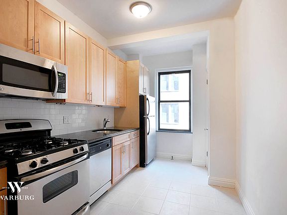 4th image of 535 W 110th St APT 7-A