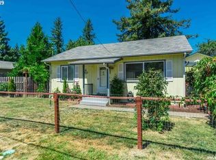 1332 Quince St, Sweet Home, OR 97386