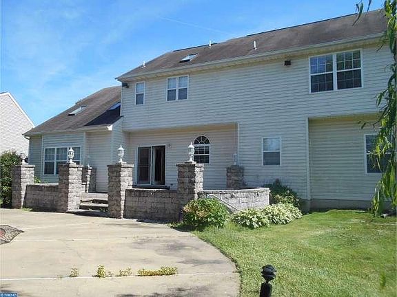 2nd image of 12 Dearborn Ln