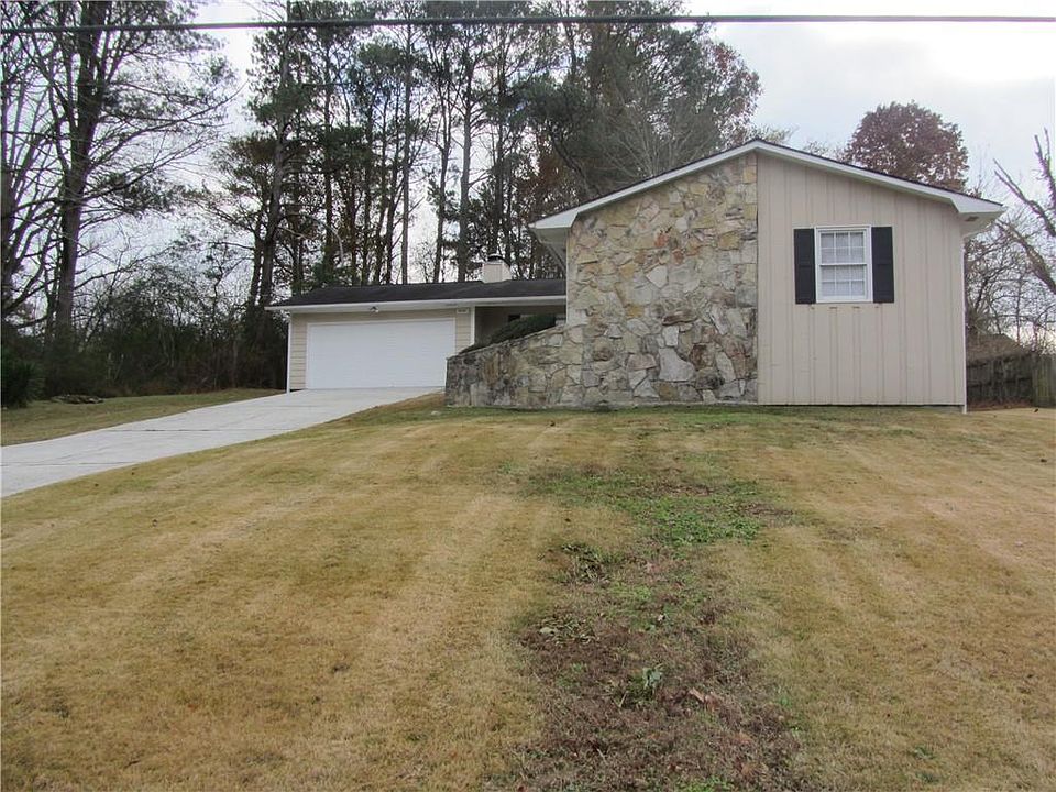 1st image of 6265 Saddlewood Dr