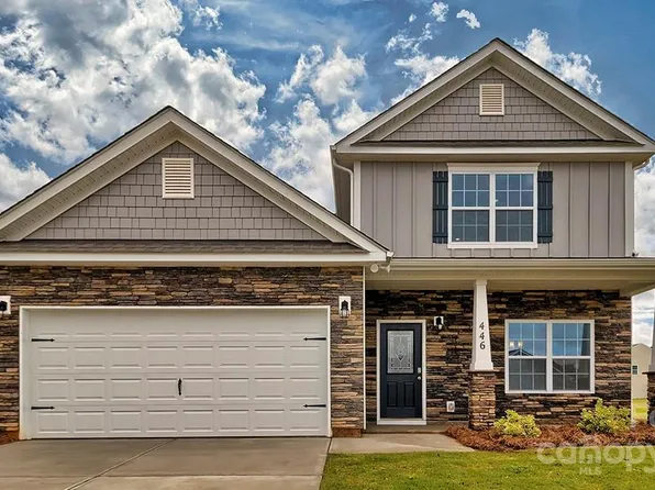 155 Valleywood Dr, Waynesville, NC 28786
