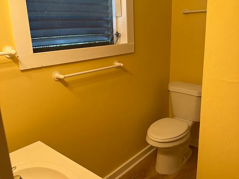 1120 Elgin Ln #A — Photo 9