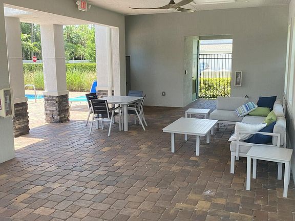 3rd image of 6685 Pointe Of Woods Dr