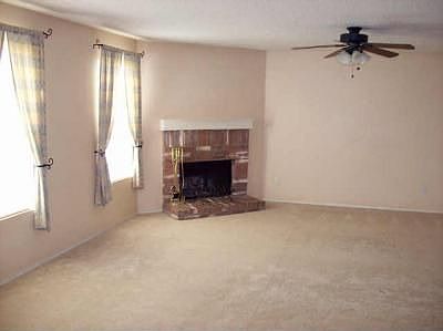 3rd image of 1212 Golden Sand Dr