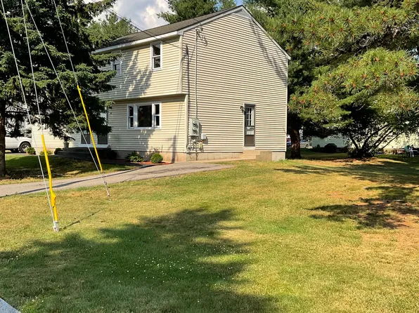 56-58 Kingston Dr, Nashua, NH 03060
