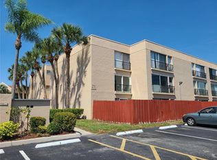 2763 Woodgate Ln APT 207, Sarasota, FL 34231
