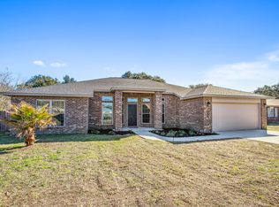 2004 Frontera St, Navarre, FL 32566