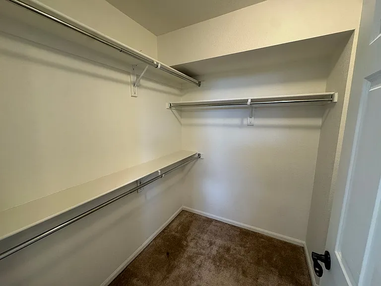 9606 Lone Oak Ln — Photo 15