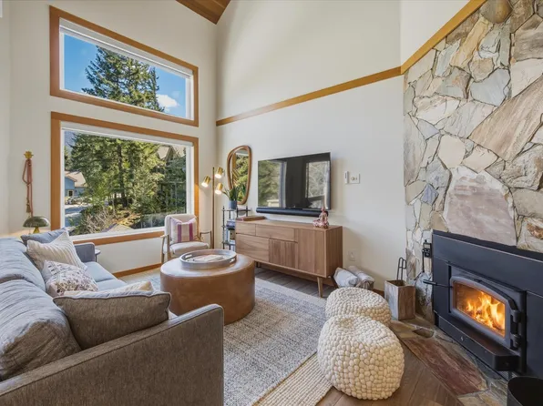 6127 Eagle Ridge Cres #32, Whistler, BC V8E 0W7
