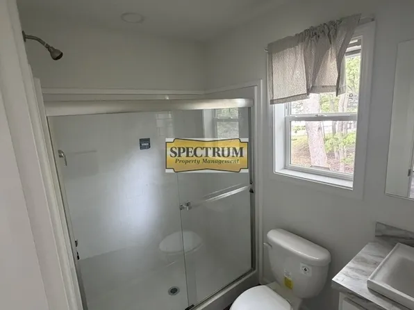 17 Donald St #2, Waterville, ME 04901