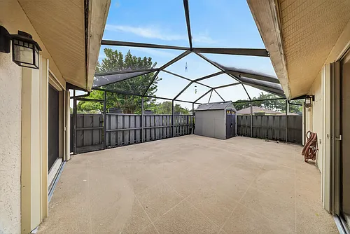 1567 Pheasant Walk #B Photo 1