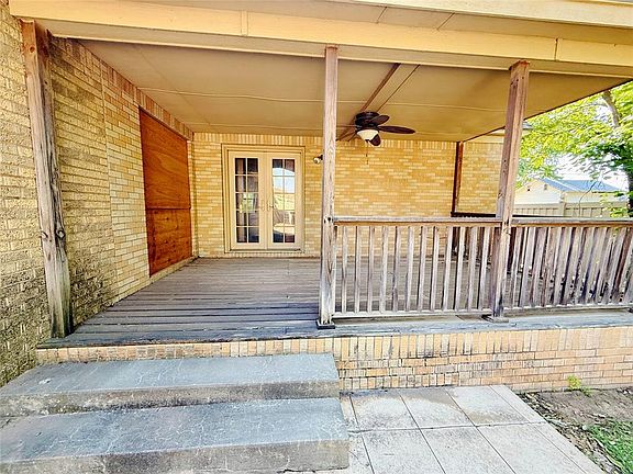 4th image of 623 N Noble Ave