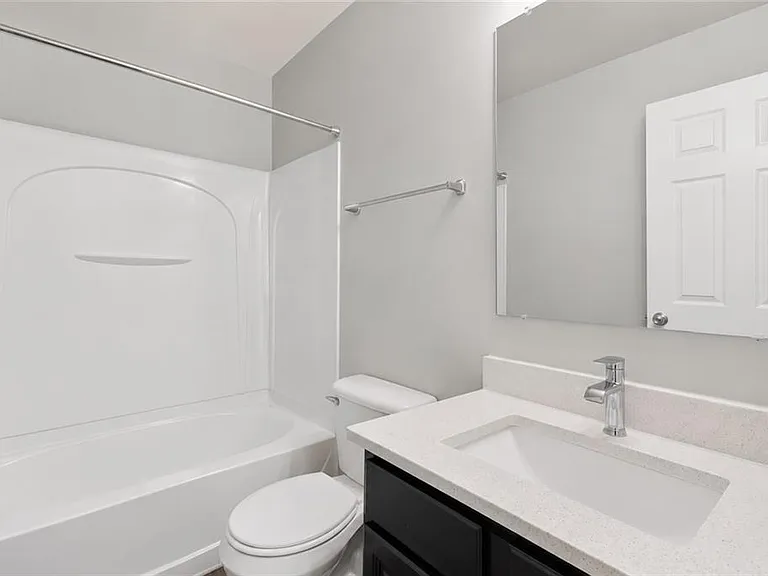 559 Windstone Trl — Photo 12